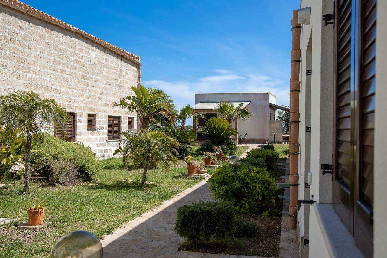 Il Borgo Del Principino Aparthotel Favignana Kültér fotó